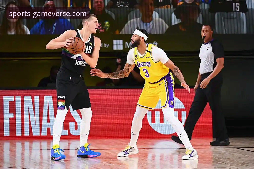 一场高比分对决的技术复盘：湖人进攻体系深度解析